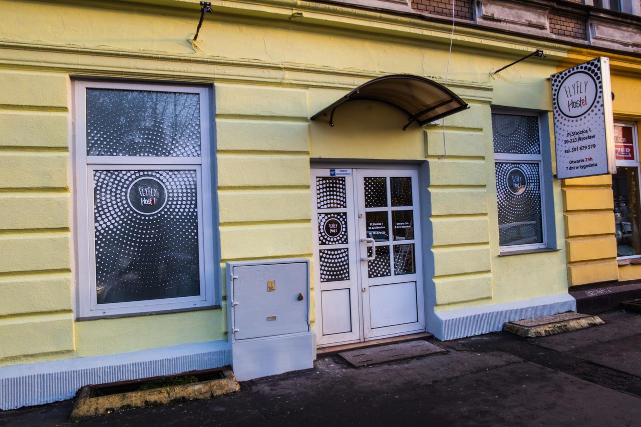 Flyfly Hostel , Darmowy Parking , Rezerwuj Przez Urzadzenia Mobilne -10 Procent ヴロツワフ エクステリア 写真
