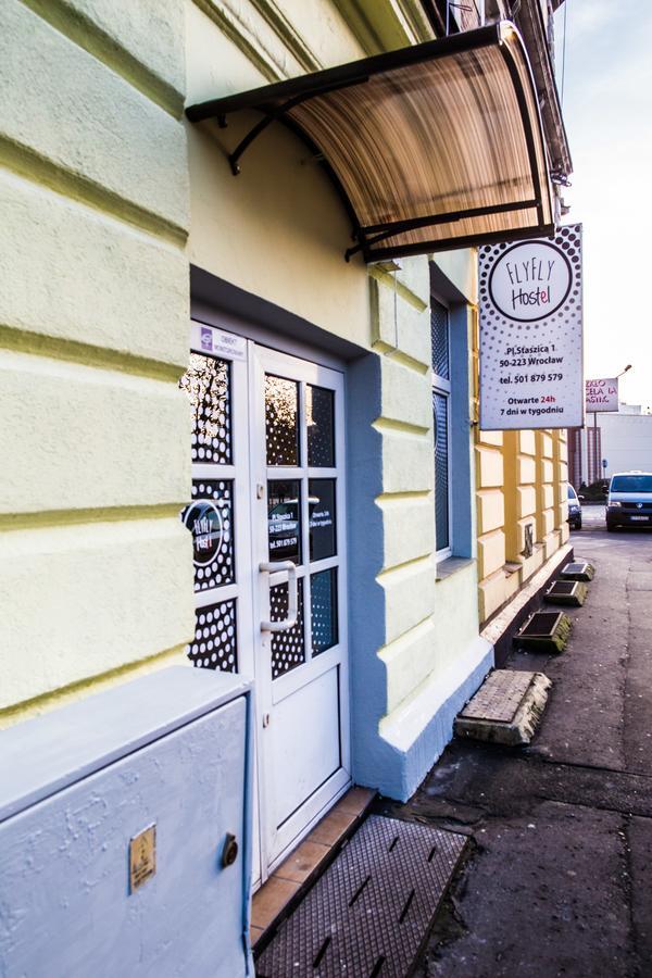 Flyfly Hostel , Darmowy Parking , Rezerwuj Przez Urzadzenia Mobilne -10 Procent ヴロツワフ エクステリア 写真